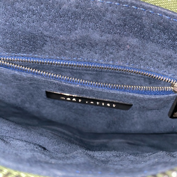 March Jacobs Green Leather Tote with Pockets - Picture 7 of 8